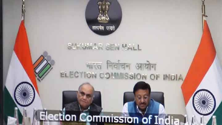 वरिष्ठ मतदाता सम्मान समारोह मध्यप्रदेश का दूसरे प्रदेशों को अनुसरण करना चाहिए